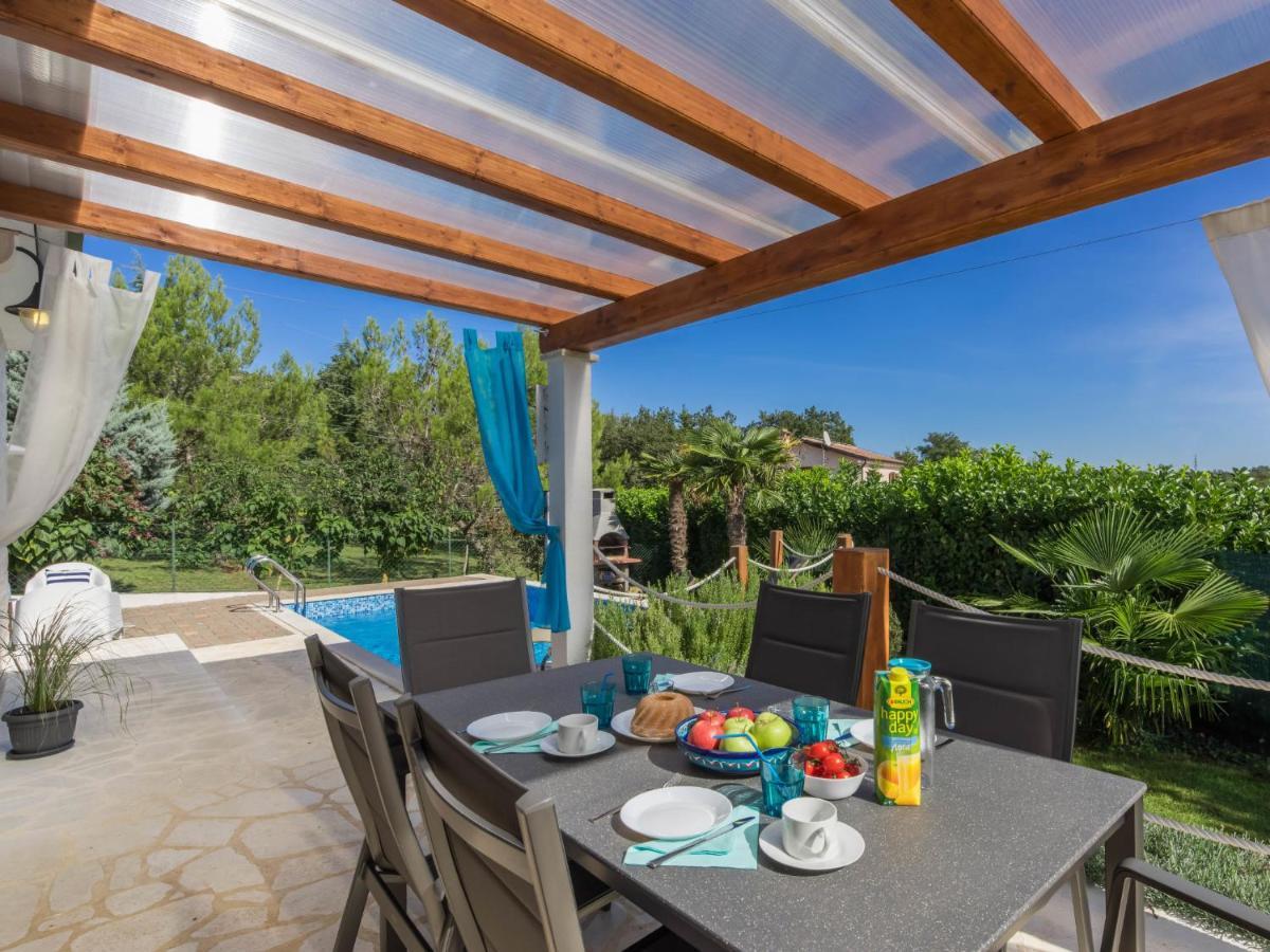 Holiday Home Villa Joy By Interhome Novigrad  ภายนอก รูปภาพ