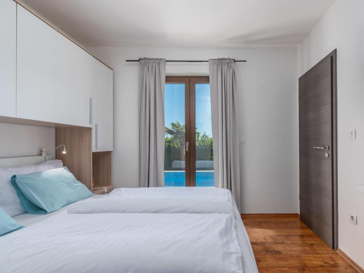 Holiday Home Villa Joy By Interhome Novigrad  ภายนอก รูปภาพ