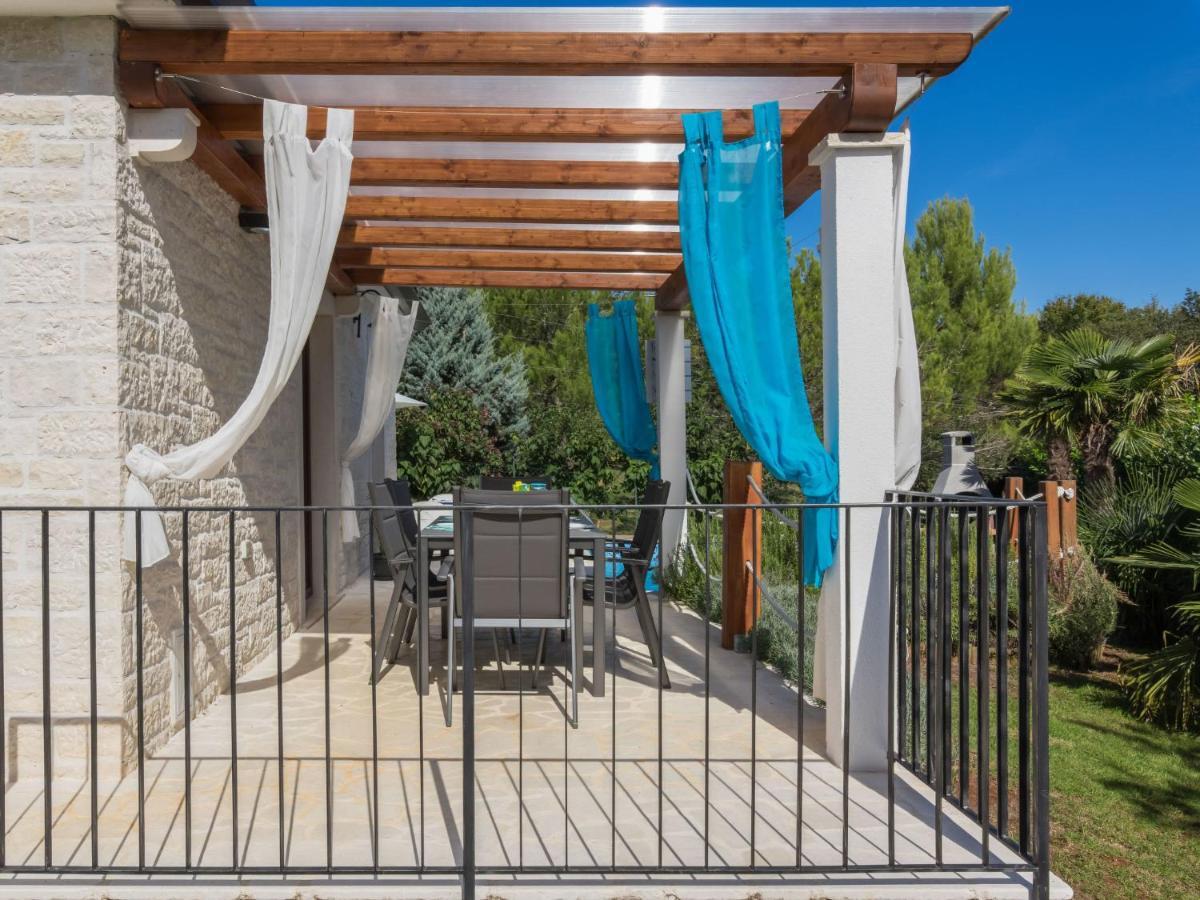 Holiday Home Villa Joy By Interhome Novigrad  ภายนอก รูปภาพ