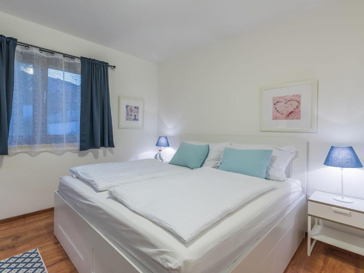 Holiday Home Villa Joy By Interhome Novigrad  ภายนอก รูปภาพ